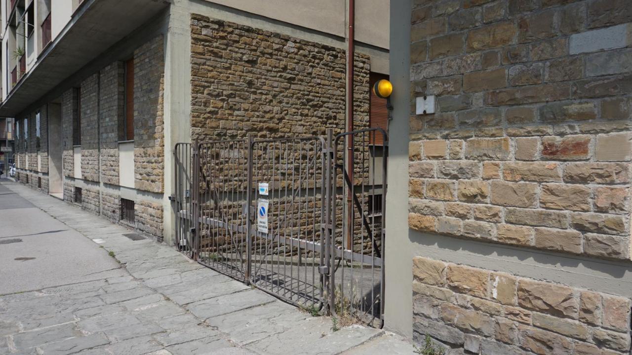 Arno River View Apartment Terraces, Free Parking فلورنس المظهر الخارجي الصورة