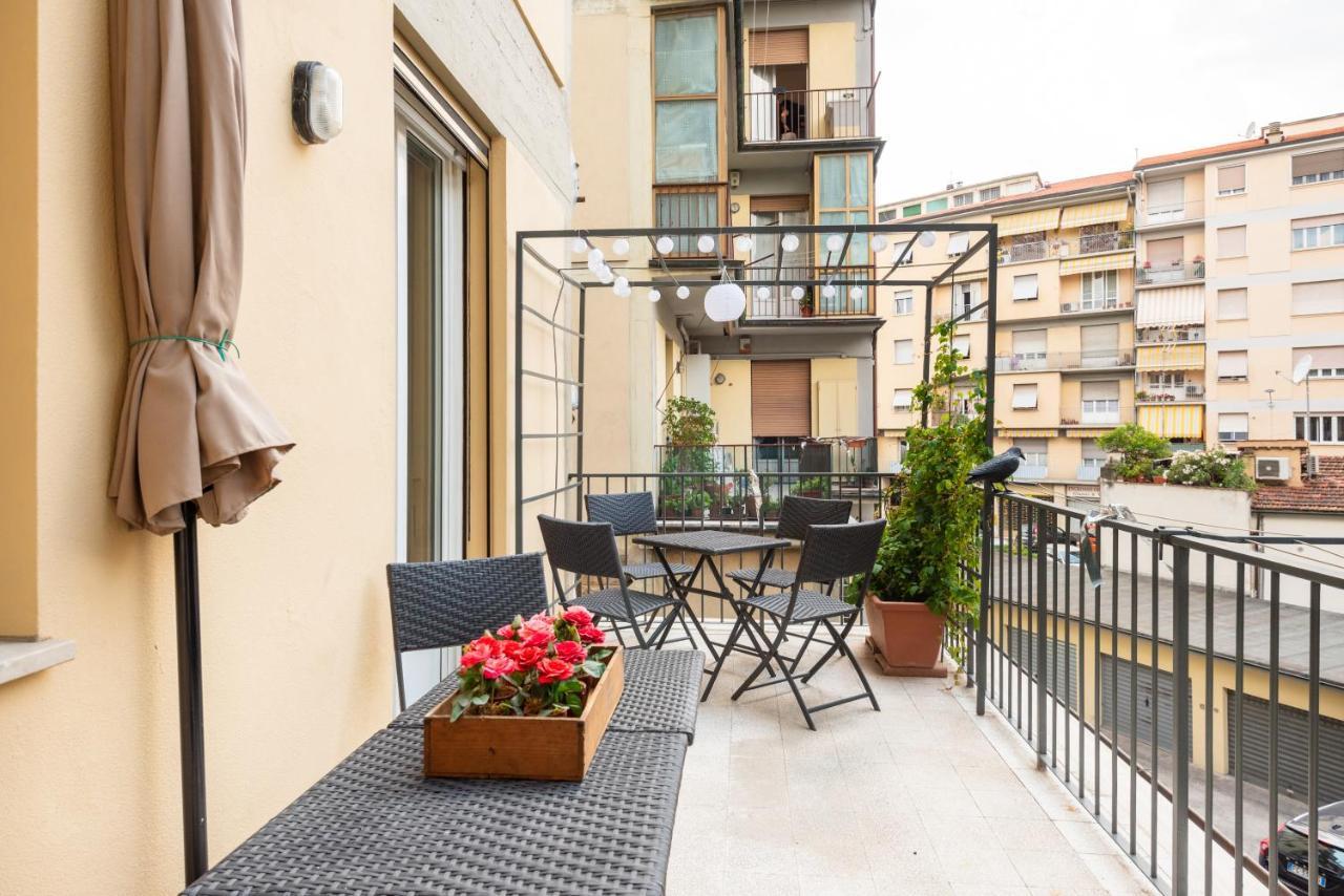 Arno River View Apartment Terraces, Free Parking فلورنس المظهر الخارجي الصورة