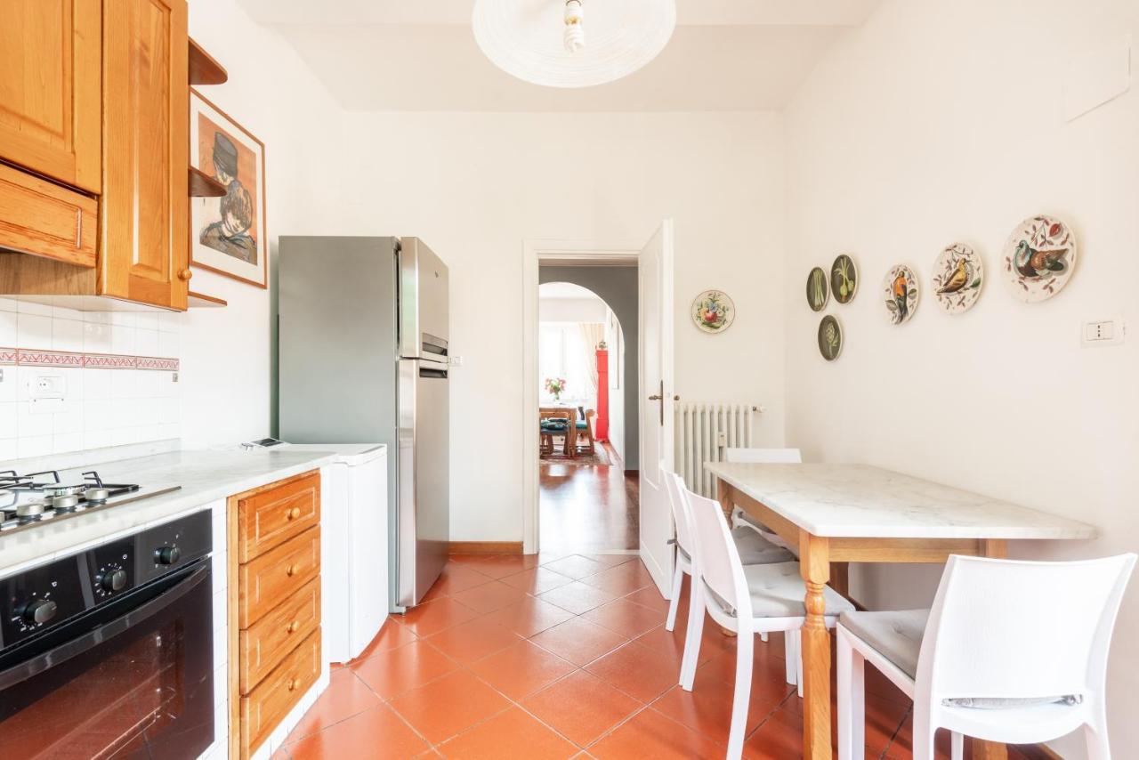 Arno River View Apartment Terraces, Free Parking فلورنس المظهر الخارجي الصورة