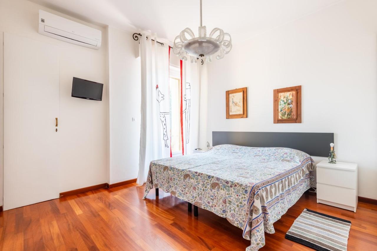 Arno River View Apartment Terraces, Free Parking فلورنس المظهر الخارجي الصورة